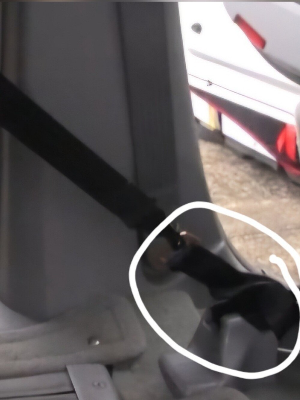 Diono Radian Tether For Rear Facing - Picture 2 of 2